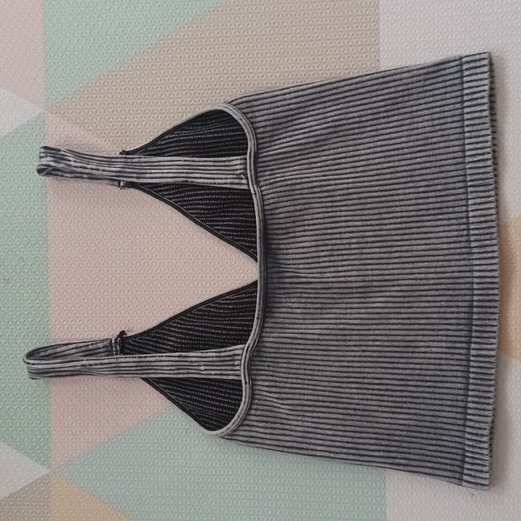 FP MOVEMENT HAPPINESS RUNNING TANK XS-S - Picture 4 of 5